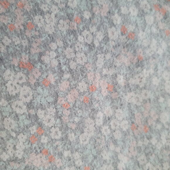 ⭐️4/$20⭐️ Baby Gap Dress Size 6-12 Months Gray Floral Summer - Picture 6 of 7